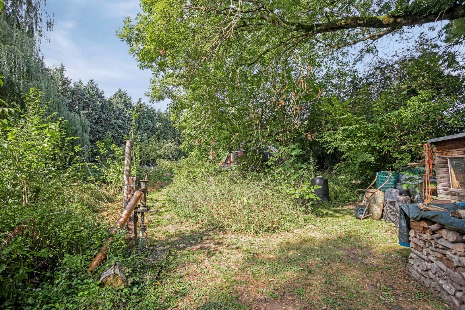 Unieke vakantiewoning, rustig gelegen op een perceel van 2.874m² foto 12