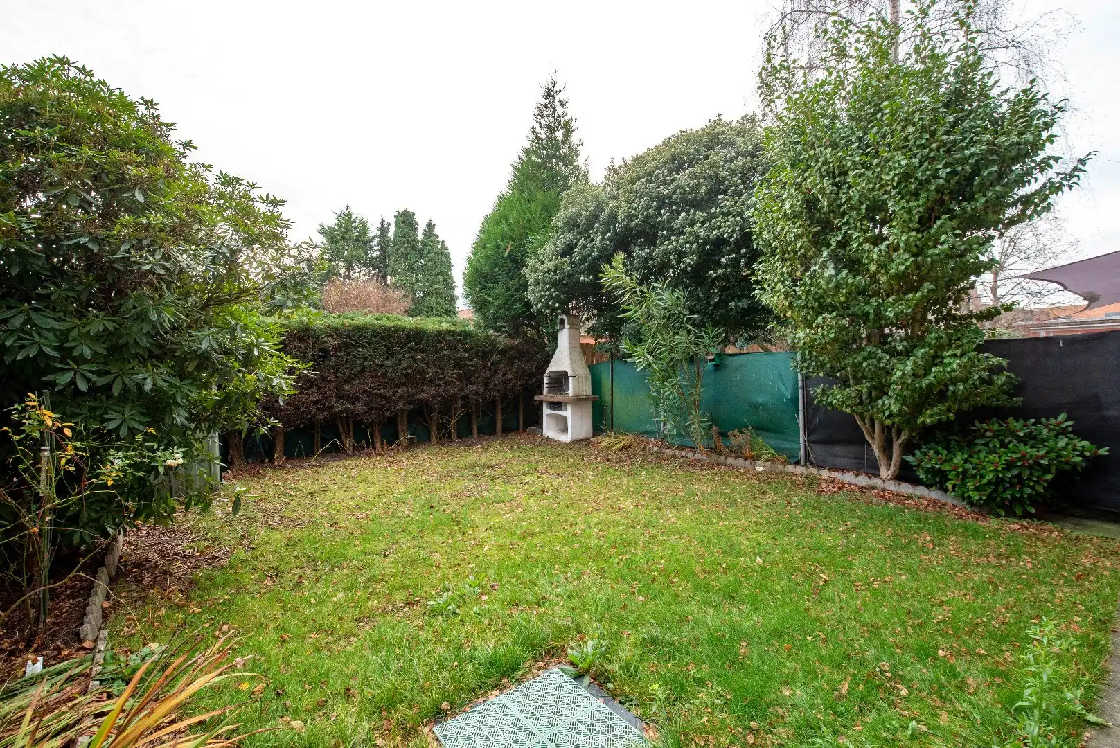 Ruime studio met tuin foto {{pictureIndex}}