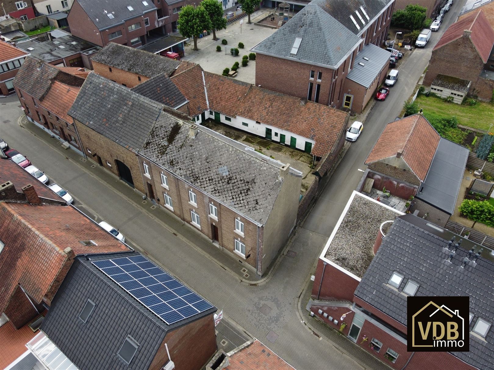 STADSHOEVE MET WONING TE RENOVEREN OF  PROJECTSITE foto 84