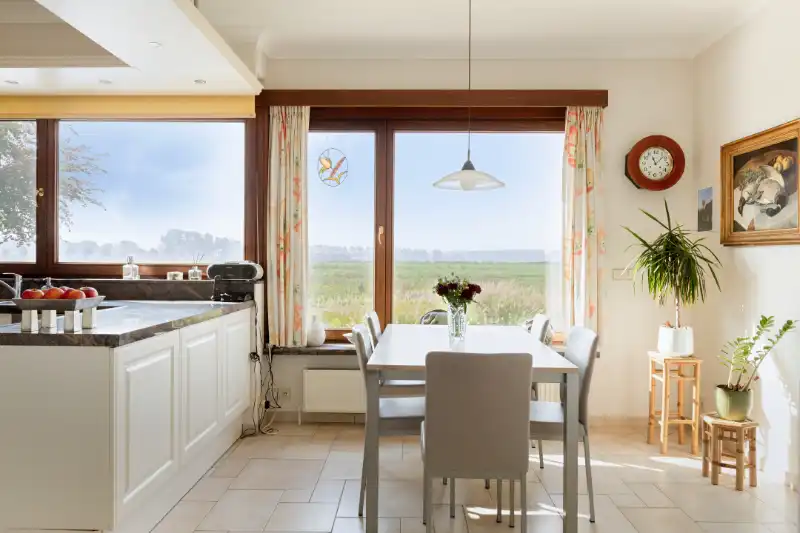 STATIGE VILLA MET PRACHTIGE TUIN OP EEN PERCEEL VAN 1.430 m². foto 16