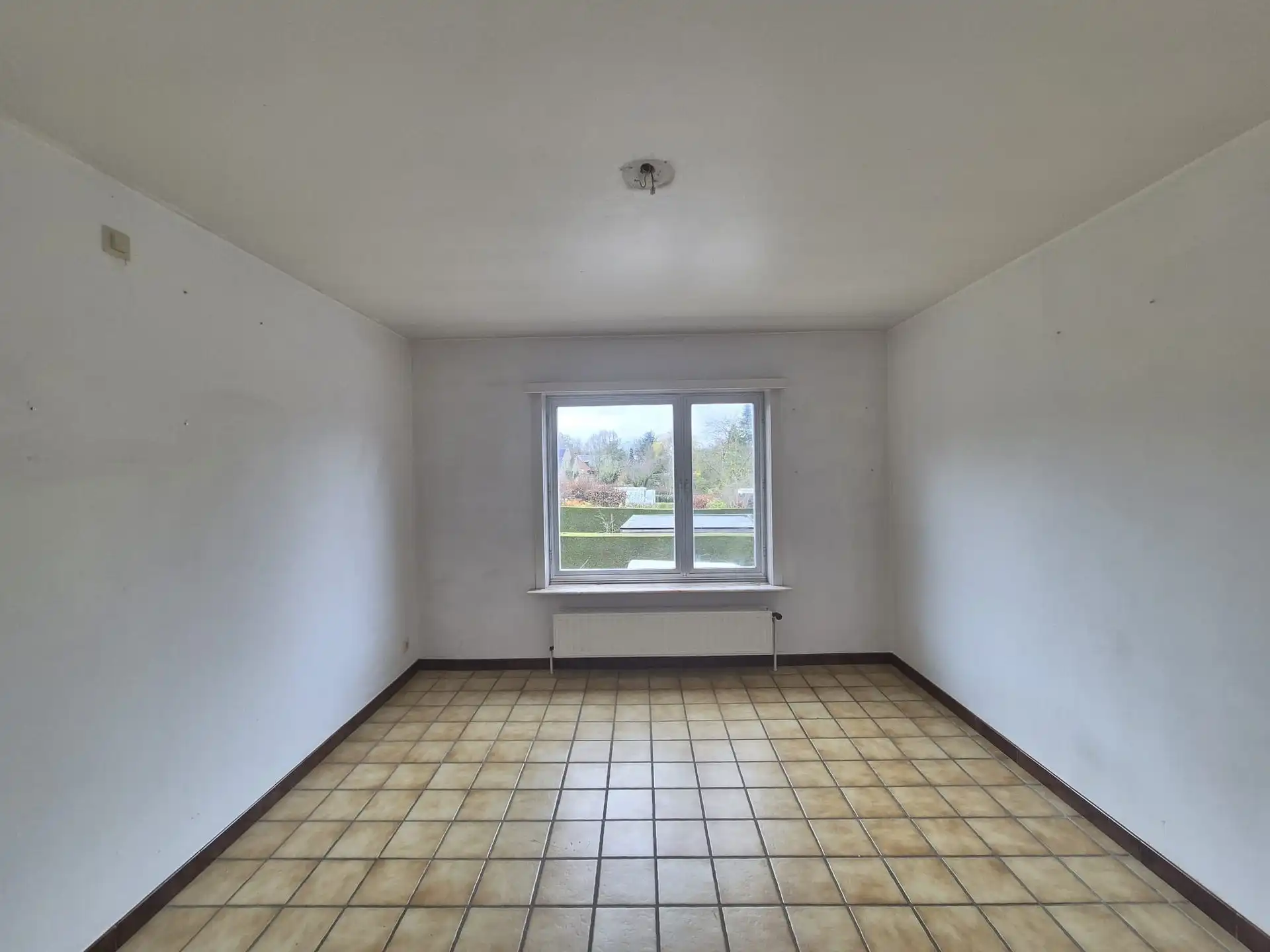 Centraal gelegen ruim appartement met groot zongericht terras en garage. foto 19