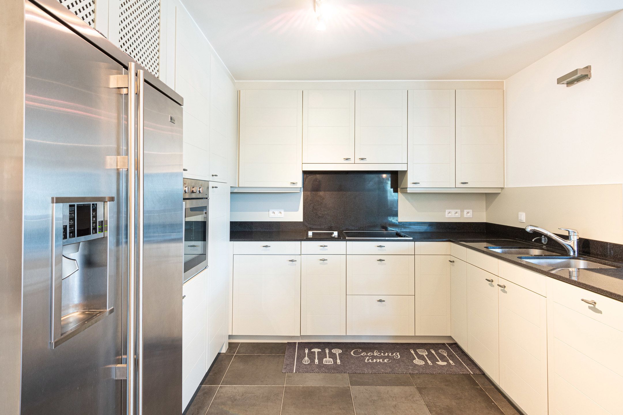 Modern 2-slaapkamer appartement foto 4