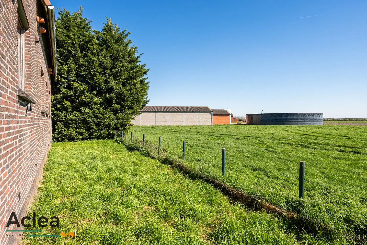 Dijkwoning met prachtig vergezicht foto 36