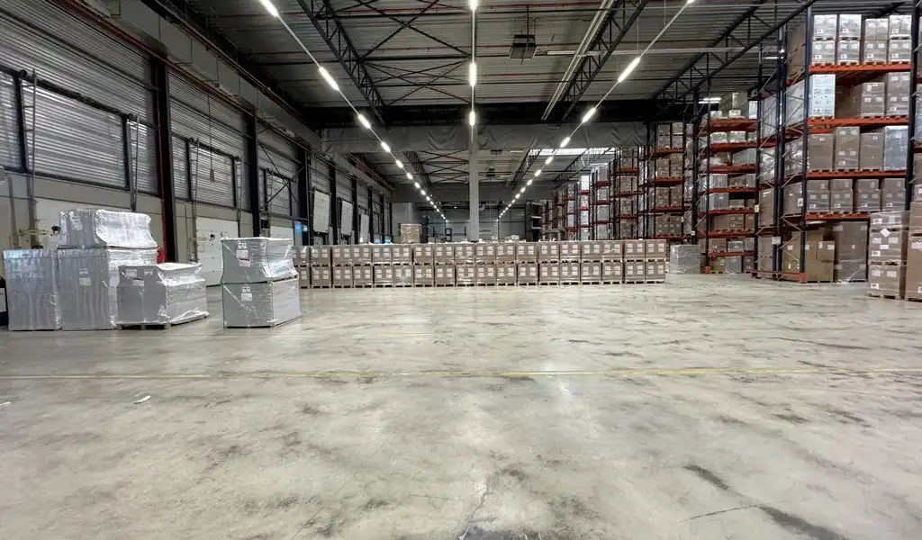 Magazijn te huur op logistieke site te Bornem foto 4