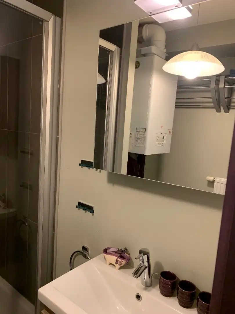 Gezellige instapklare studio - gemeubeld - vlak aan zee. Erfpachtformule. foto 8