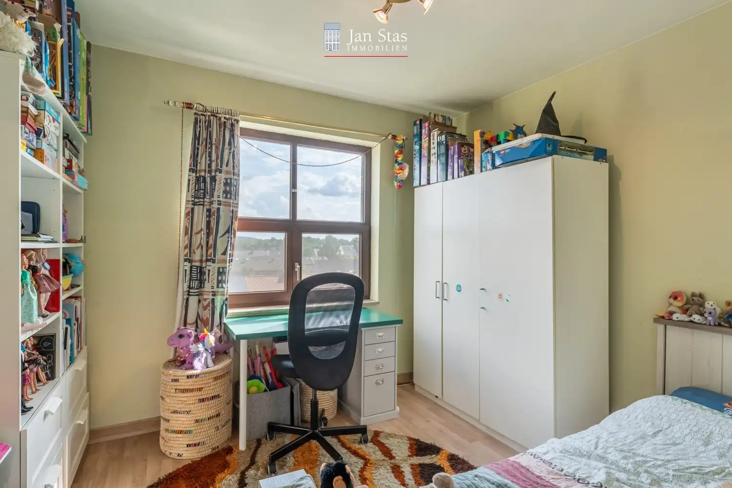 Goed gelegen dakappartement met 2 slaapkamers, een terras en een garagebox te Kessel-Lo! foto 19