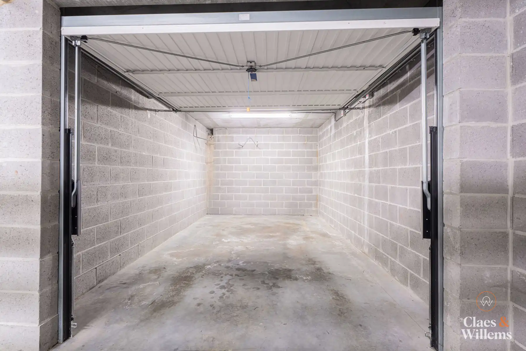 Ruim instapklaar duplex appartement te Sint-Pieters-Leeuw foto 21