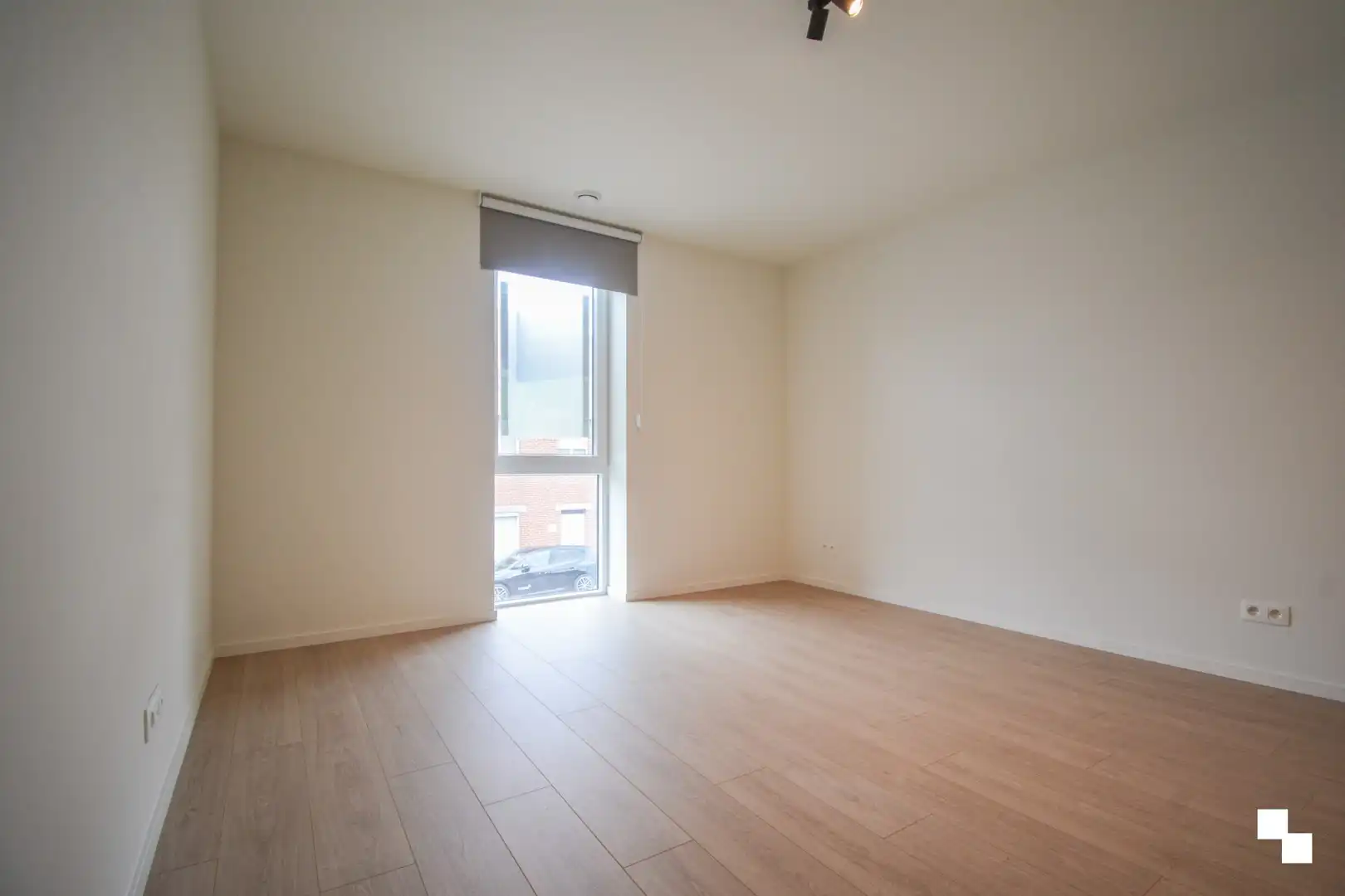 Volledig afgewerkte nieuwbouwwoning met carport te Sleihage foto 13