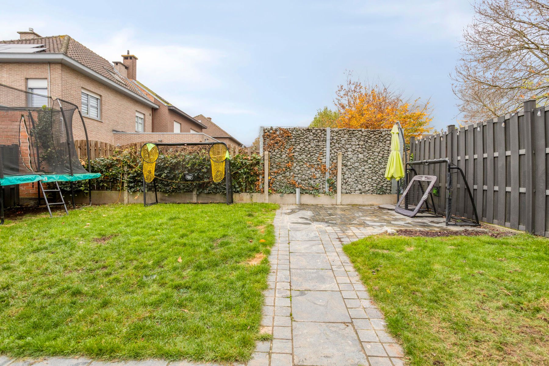 Instapklare energiezuinige halfopen bebouwing op topligging! foto 24