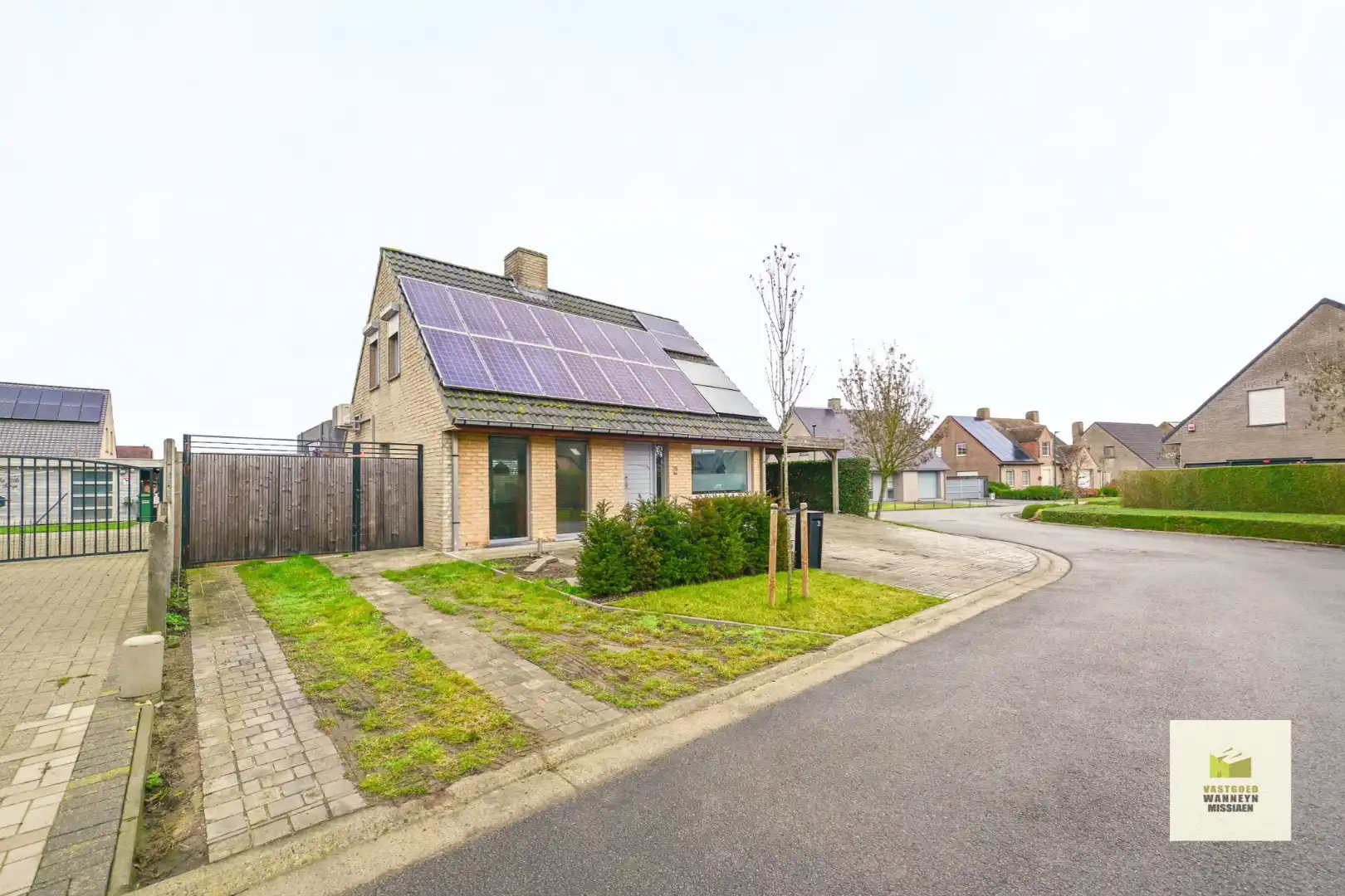 Ruime open bebouwing met 3 slpk in doodlopende straat Wingene foto 2