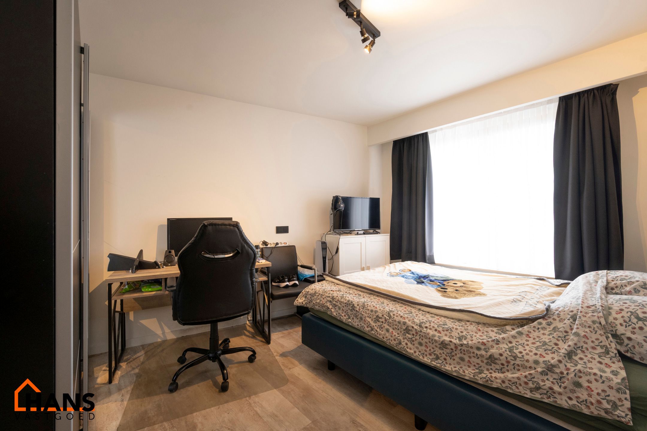 Ruim hoekappartement. foto 11