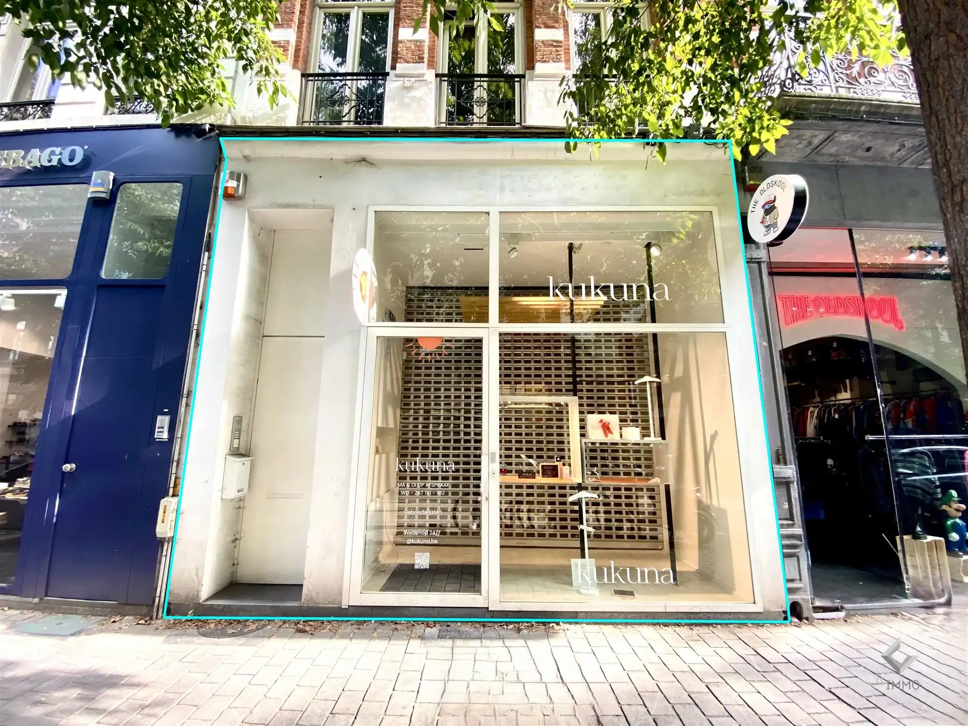 top gelegen winkelpand foto {{pictureIndex}}