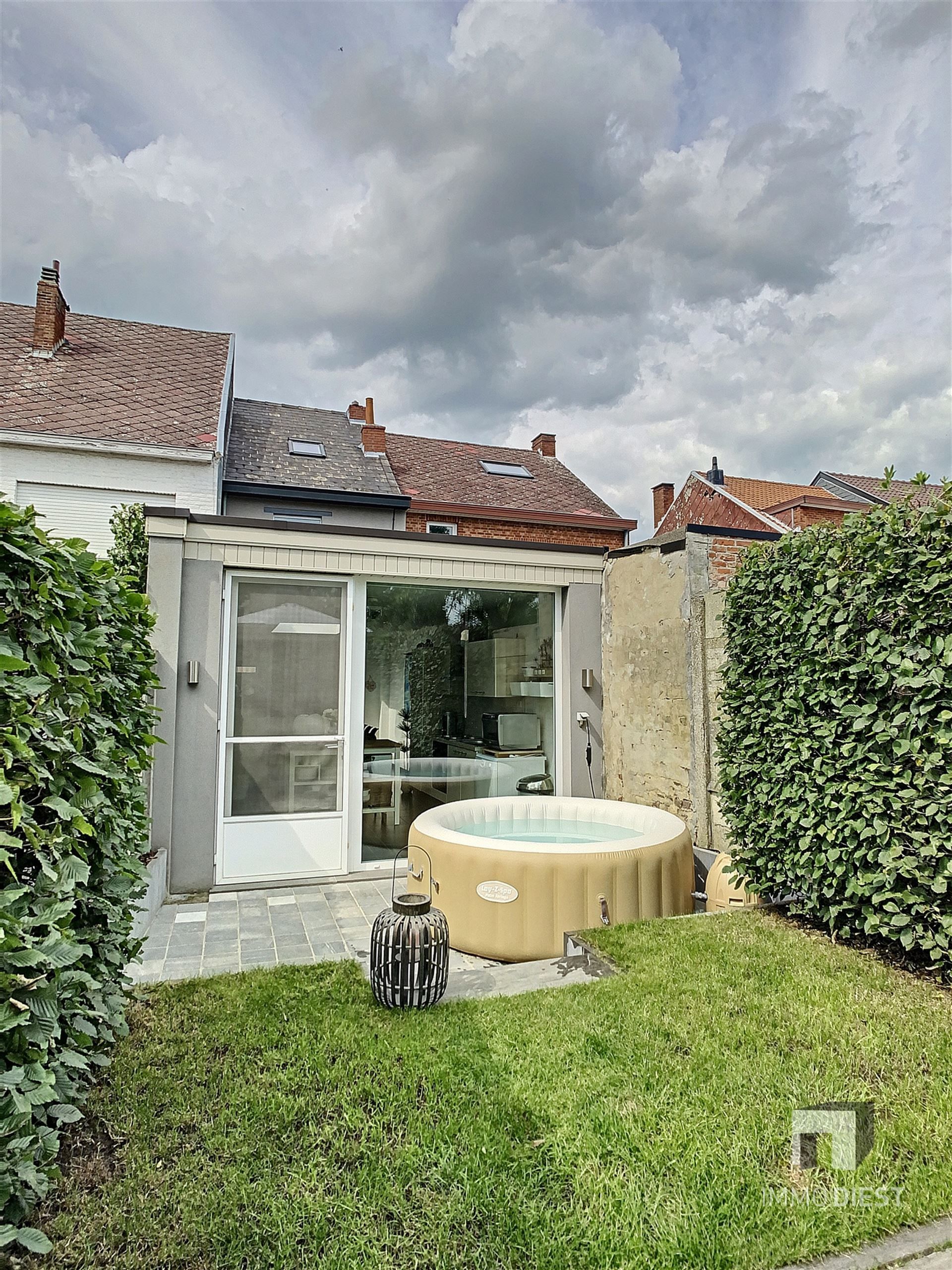 Instapklaar wonen in hartje Zichem op 1a 50ca. foto 12