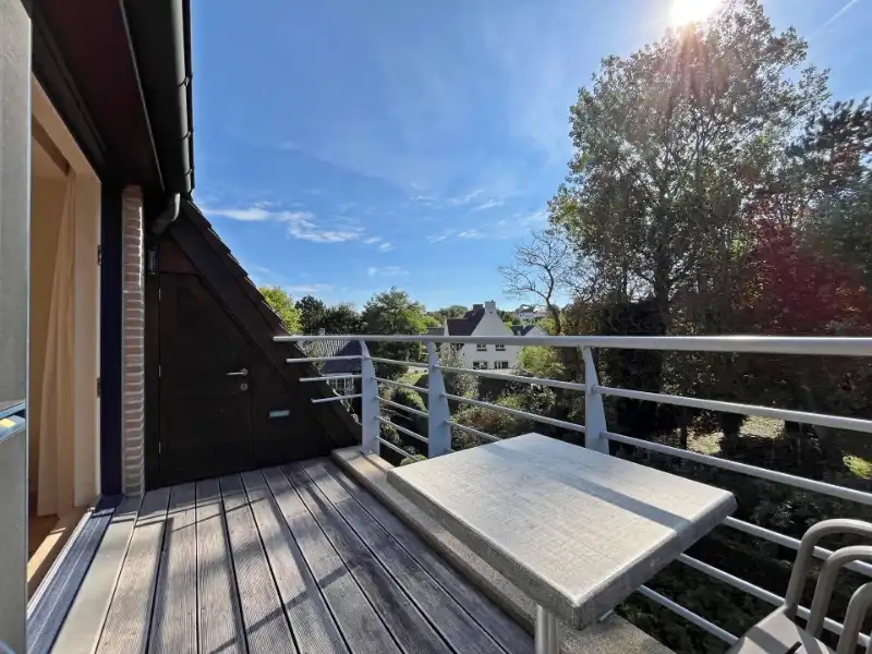 RUSTIG APPARTEMENT MET GROOT ZONNIG TERRAS foto 12