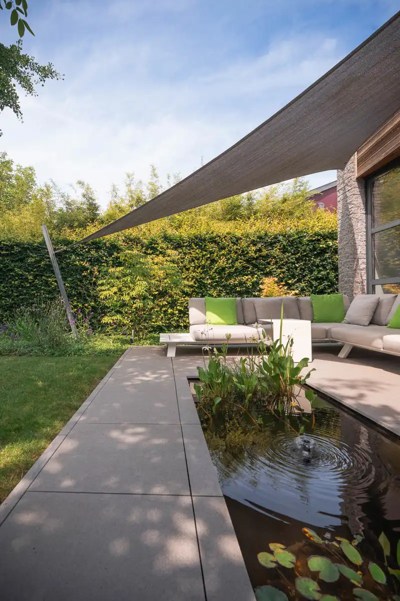 Stijlvolle, eigentijdse woning op een ruim perceel foto 49