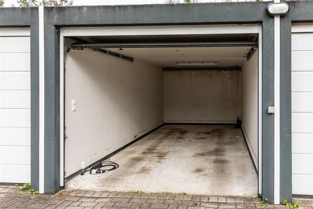 Instapklaar appartement met garagebox foto 22