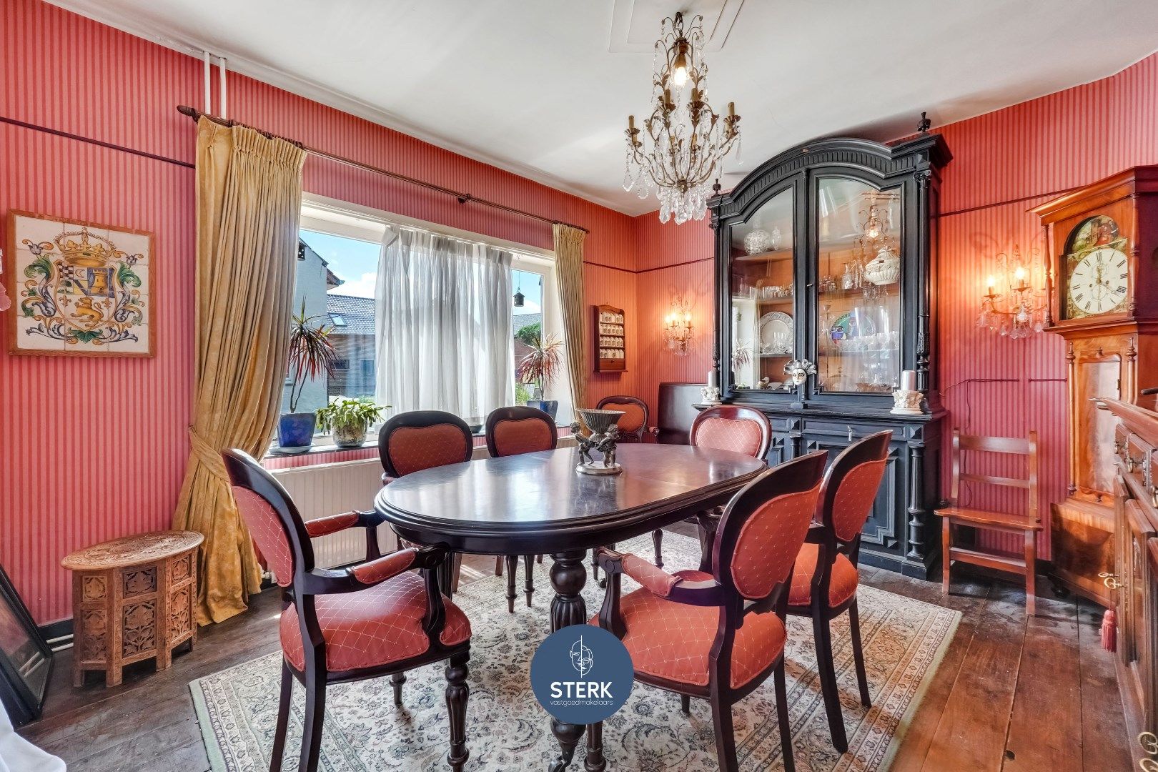 CHARMANTE WONING MET EEN RUIME BEWOONBARE OPP. VAN 400 M² TE REKEM !  foto 6