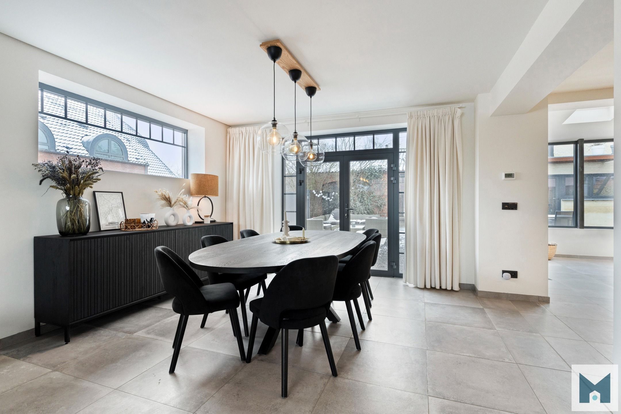 Unieke, lichtrijke HOB met 4 slpk & bijgebouw te Steenhuffel foto {{pictureIndex}}