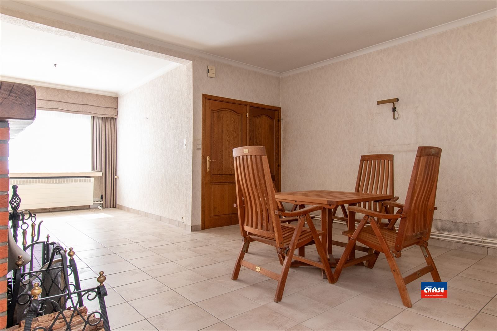 Rijwoning met 2 slpks, zolder en tuin foto 2