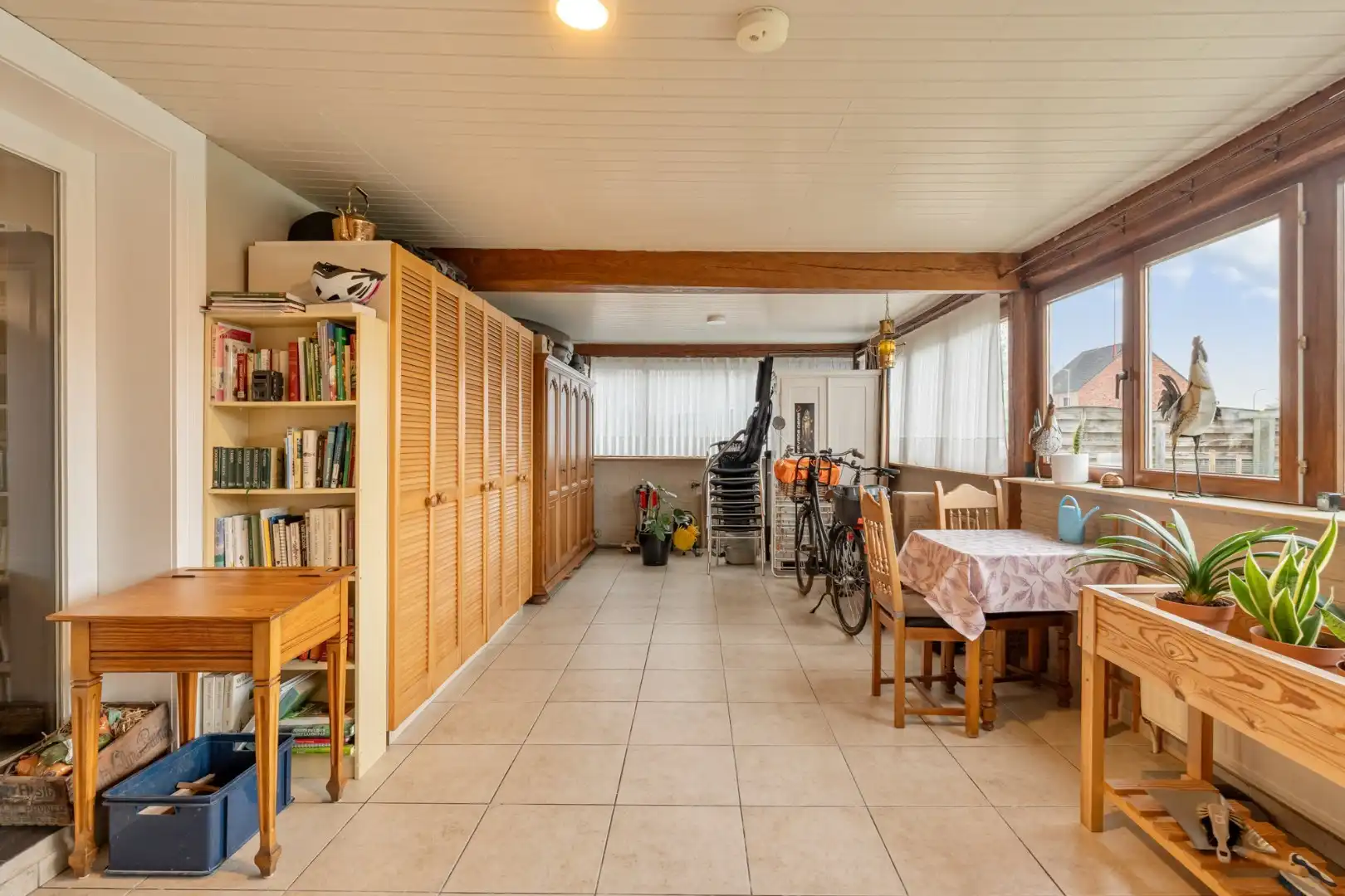 Vrijstaande gezinswoning, gebouwd in 1993 op een perceel van 5a74ca, gunstige ligging vlakbij het centrum. foto 11