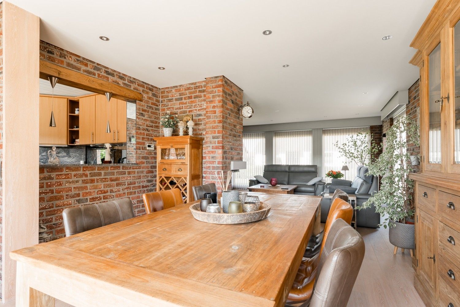 Gelijkvloerse 3 SLK woning op een mooi onderhoudsvriendelijk perceel foto 15