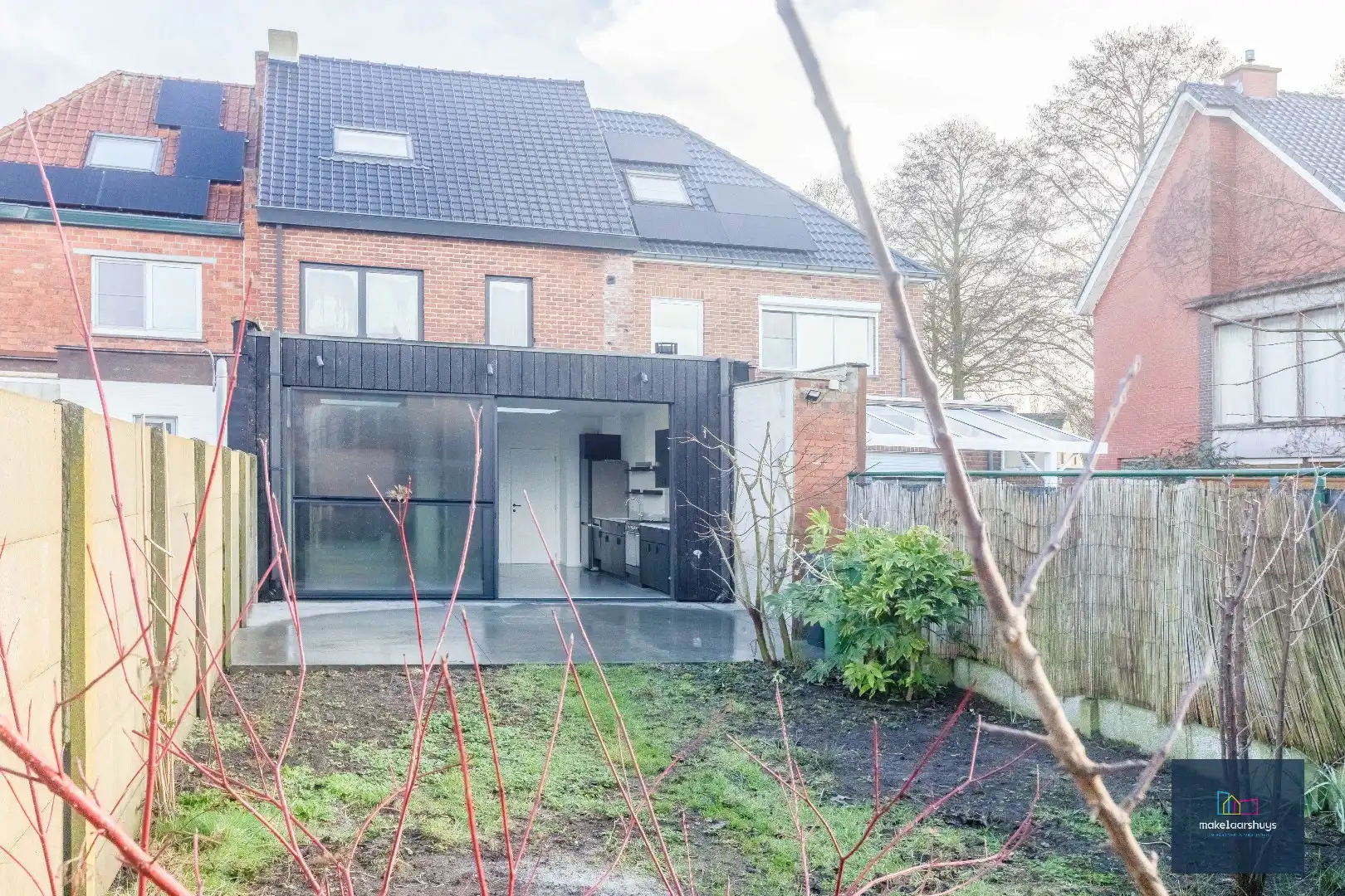 Instapklare eigendom met tuin te Mariakerke foto 22