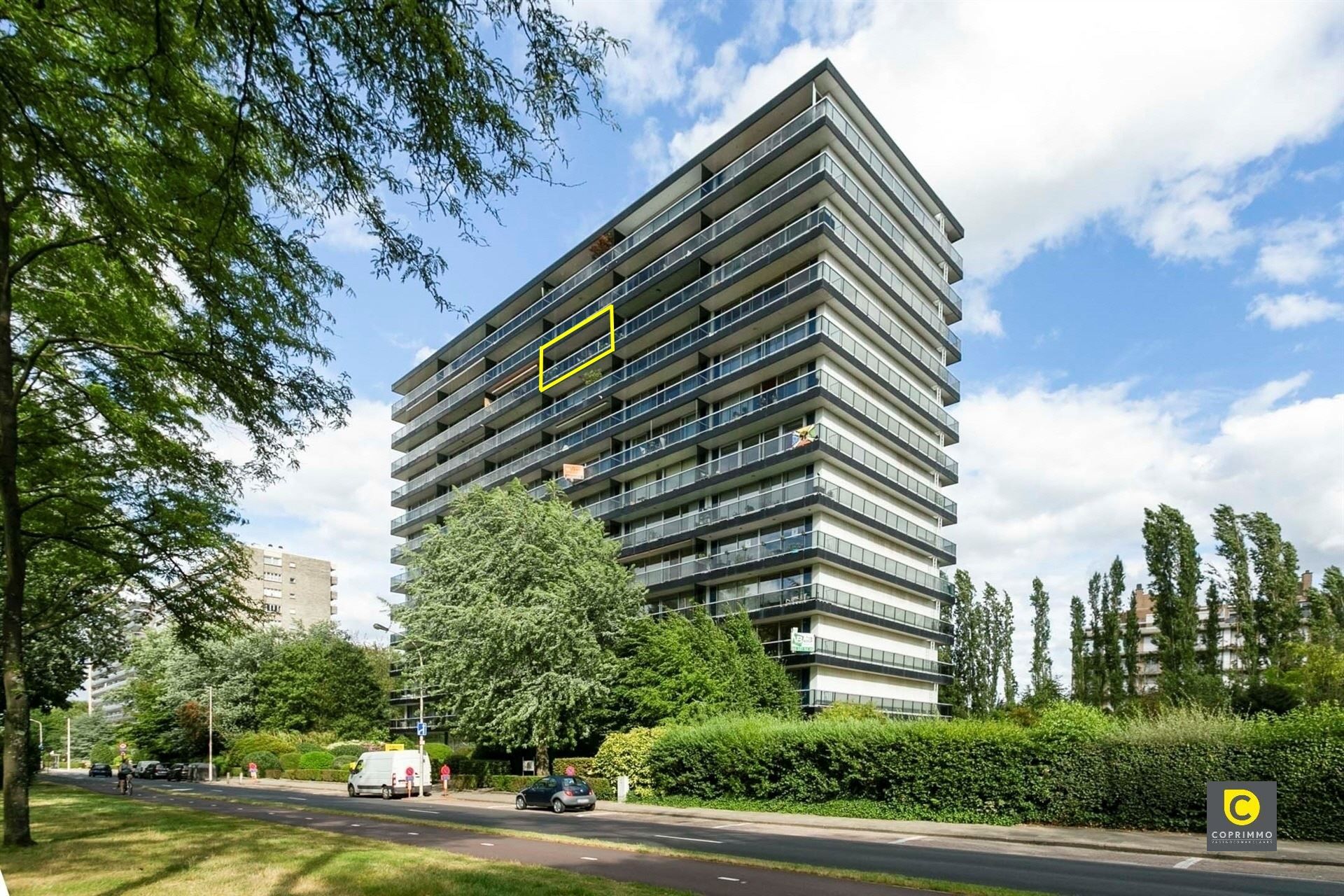 Appartement foto {{pictureIndex}}