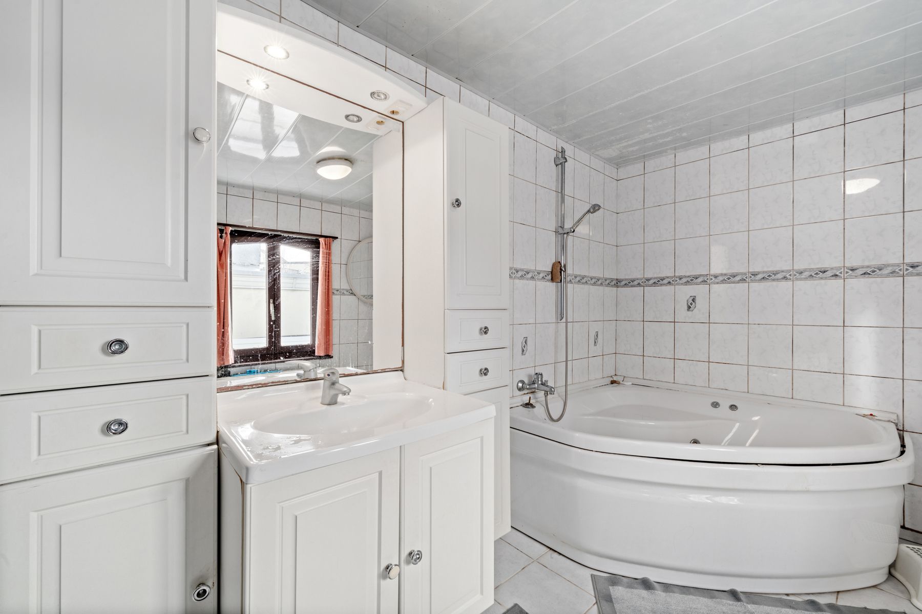 Karaktervolle herenhuis te koop in hartje Gent foto 14