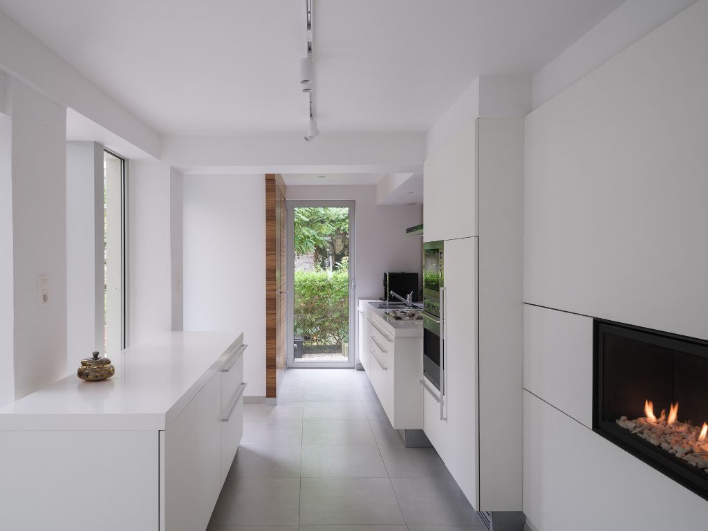 Omgeving Miljoenenkwartier - Bijzonder ruime herenwoning met tuin nabij het Paul de Smet de Naeyerpark. foto 8