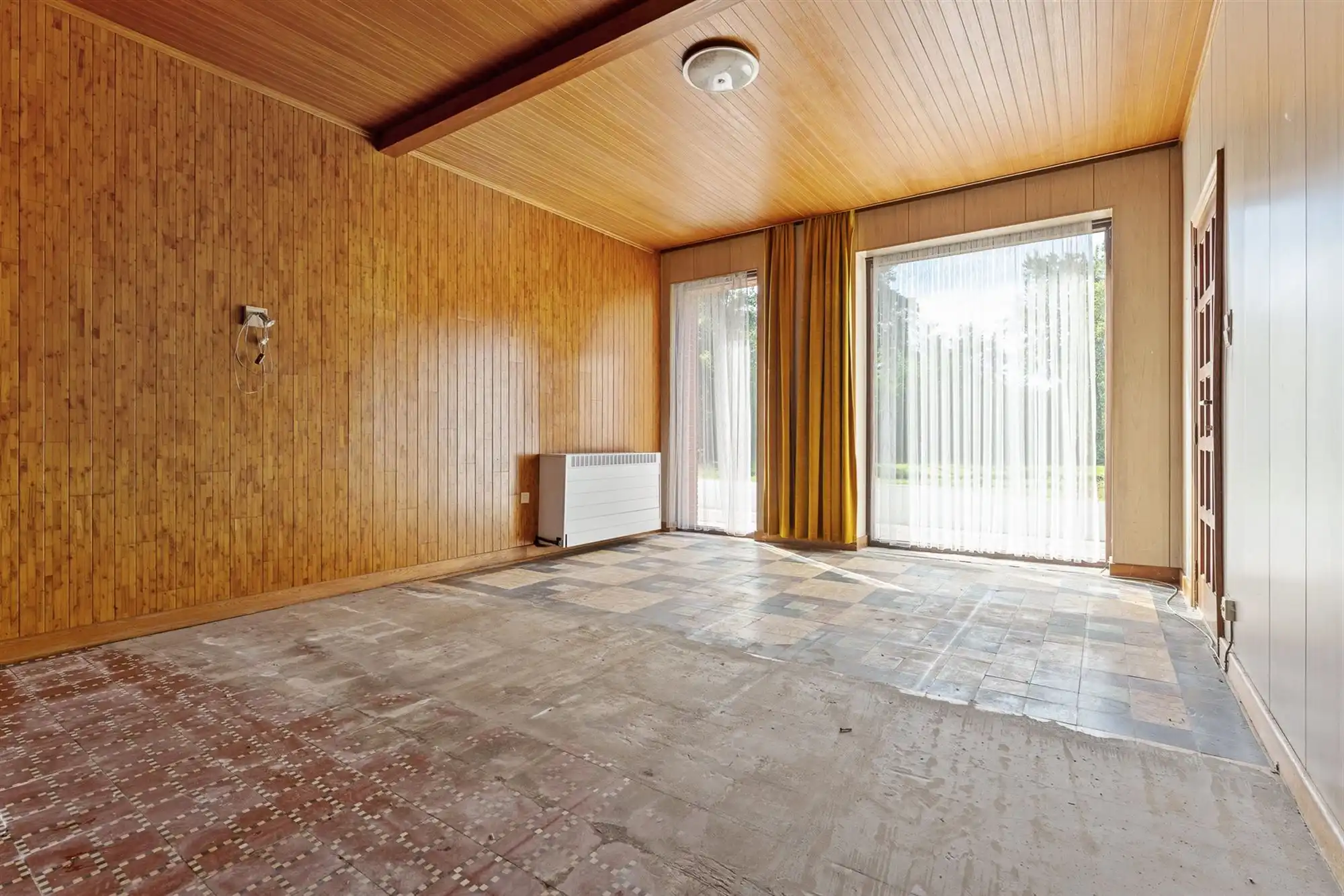 WONING MET ZICHT OP KANAAL OP PRACHTIGE LIGGING foto 4