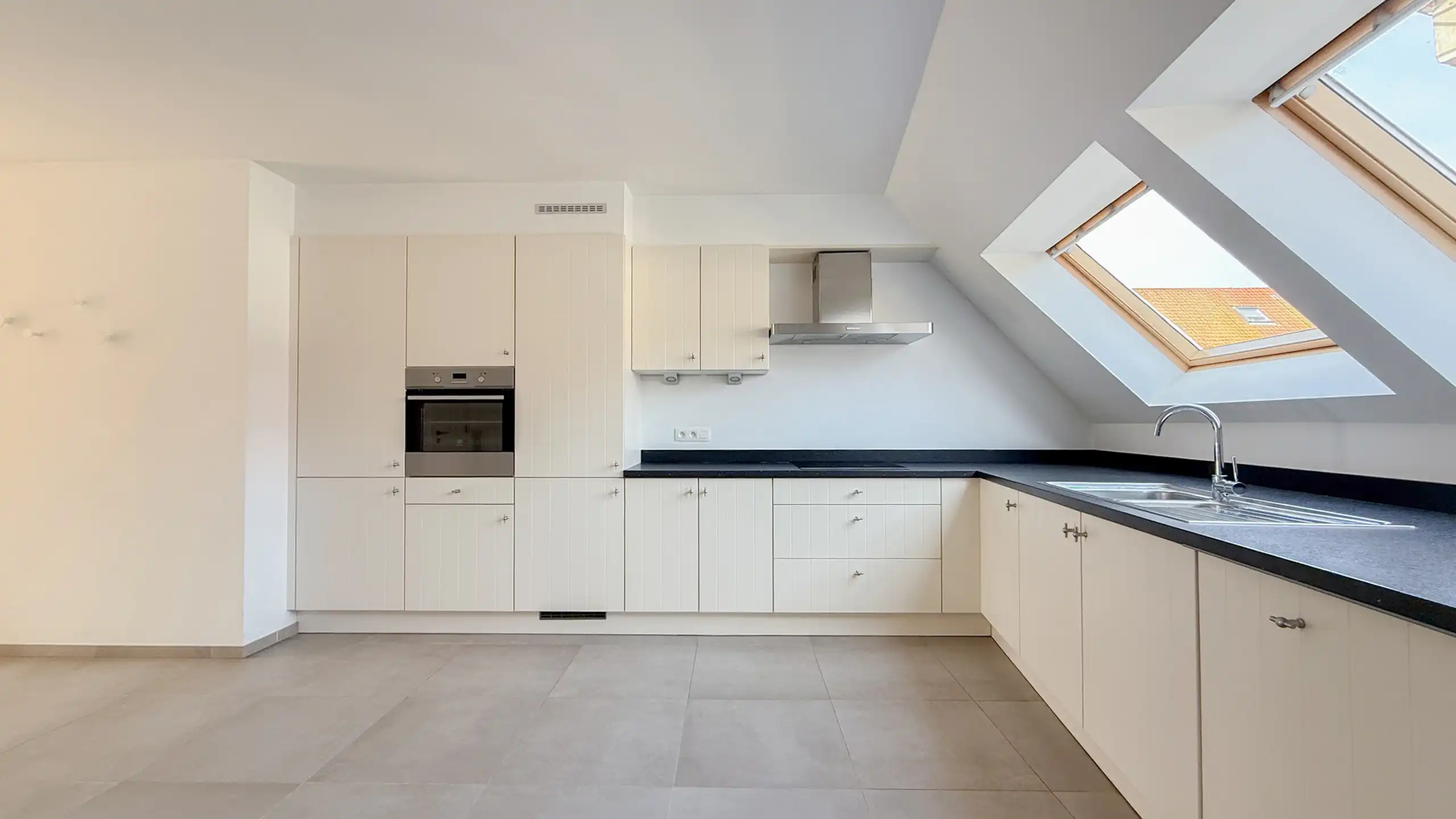 Licht en modern duplexappartement met zuidgericht terras... foto 12