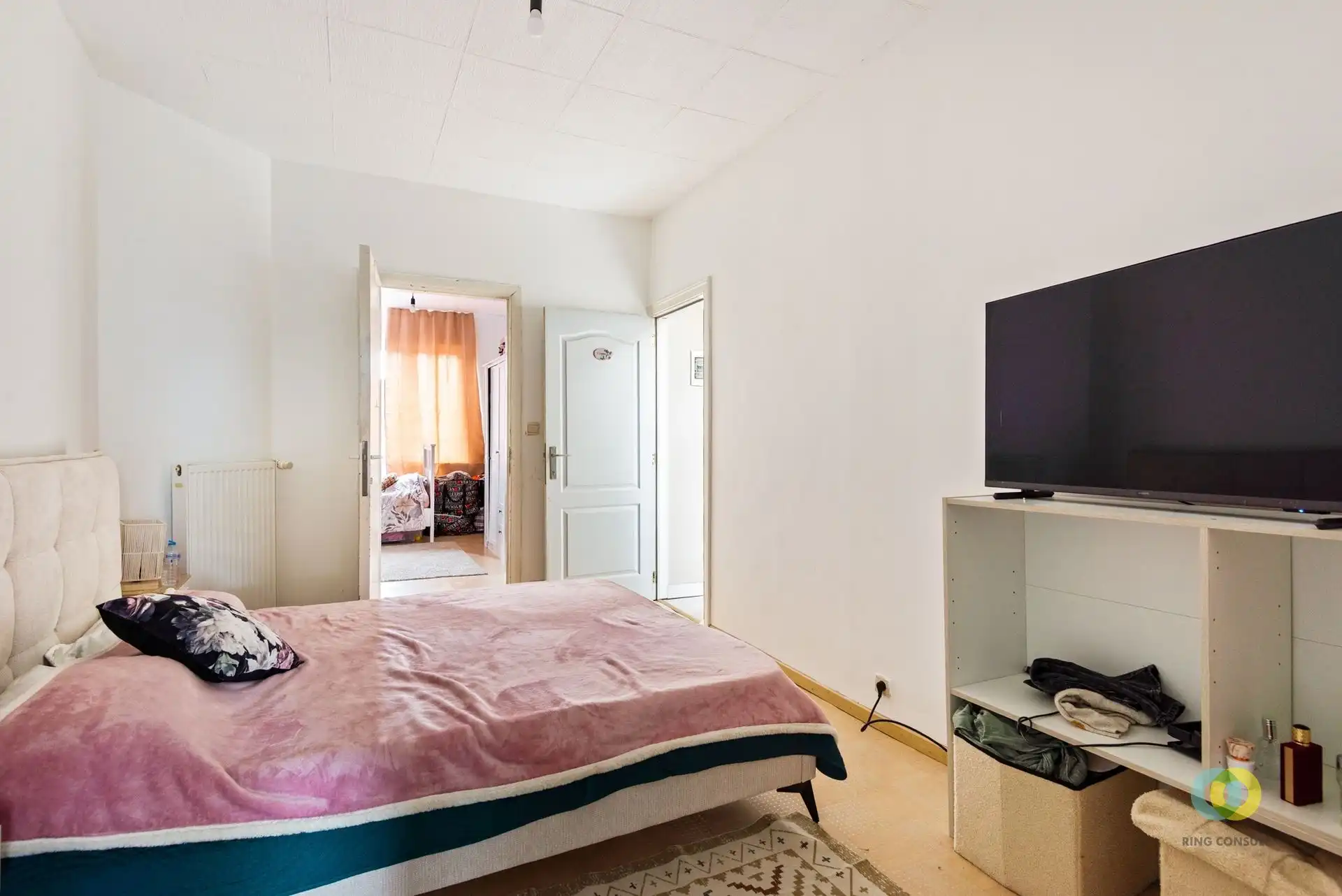 Ruim duplex appartement met 2 slaapkamers en bureau foto 7