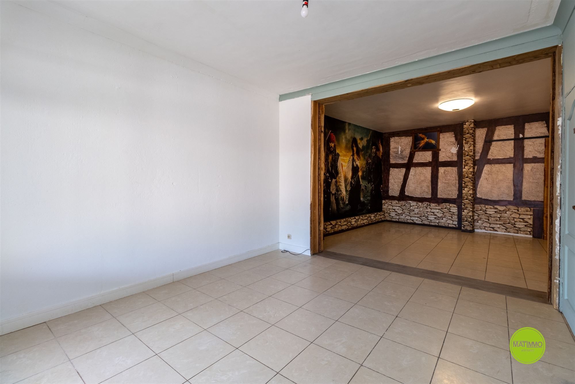 Handelshuis met woonruimte in hartje Beverlo foto 8