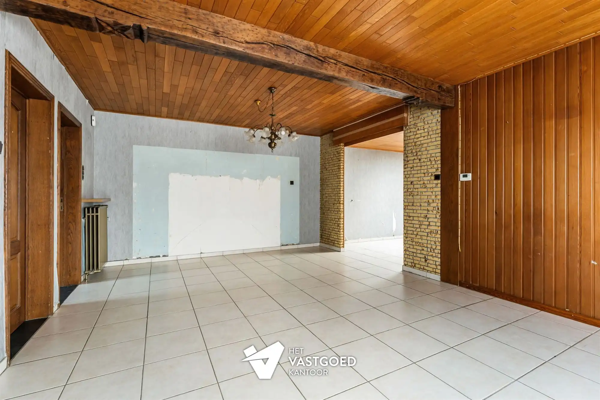 RUIME WONING MET 4 SLAAPKAMERS VLAK BIJ BERINGEN CENTRUM foto 4