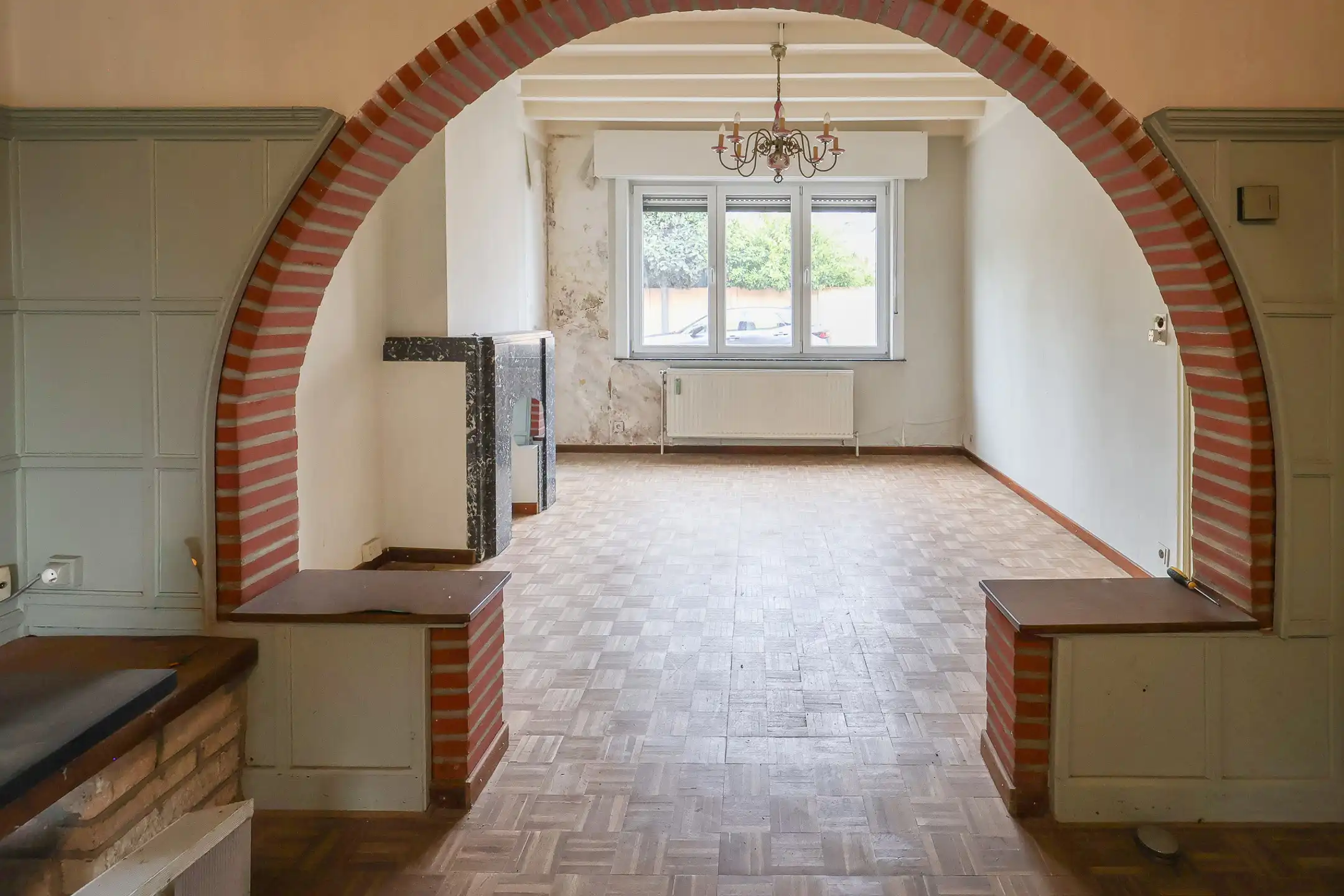 KORTENBERG – Te renoveren 2-gevelwoning met ruime tuin in het centrum foto 3