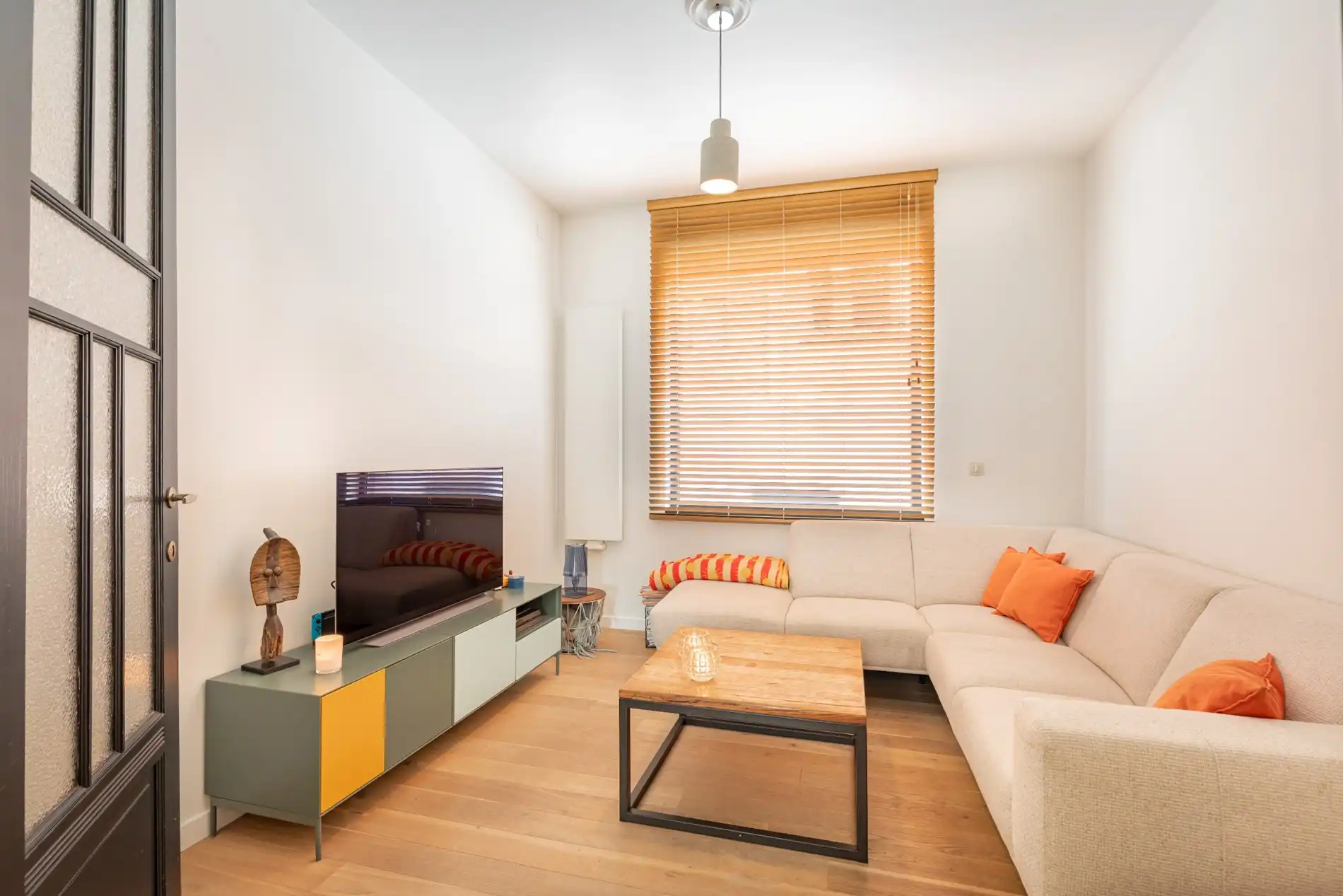Knap ingerichte woning met heerlijke tuin! foto 6