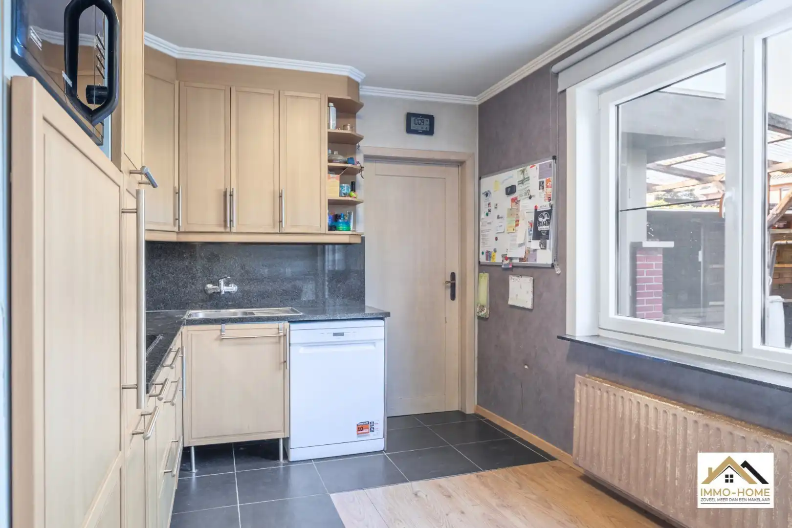 Instapklare woning op rustige topligging te Lokeren foto 9