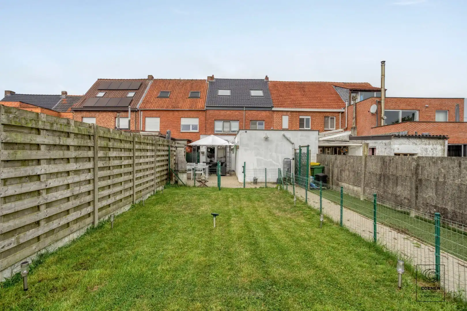 Zeer ruime en instapklare woning van 181 m², 4 slpk's en zeer leuke, zonnige tuin met prachtig uitzicht! foto 20