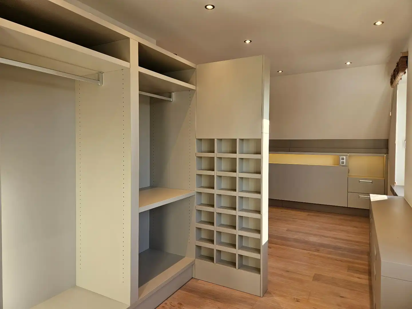 Duplexappartement met 2 slaapkamers en ruim terras in Geel-Punt! foto 15