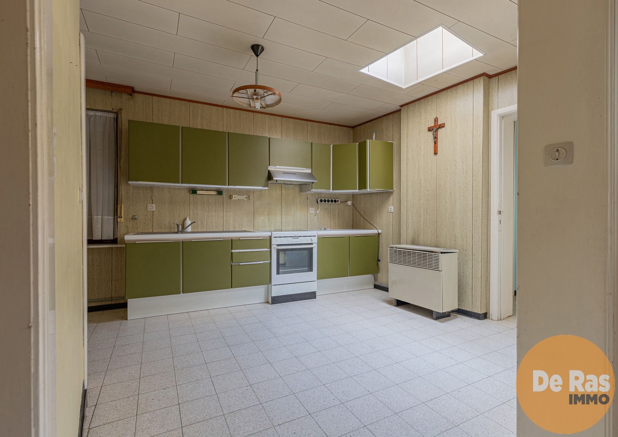 DENDERHOUTEM- Ruime 3-gevelwoning met 4 slpk, tuin en garage foto 9