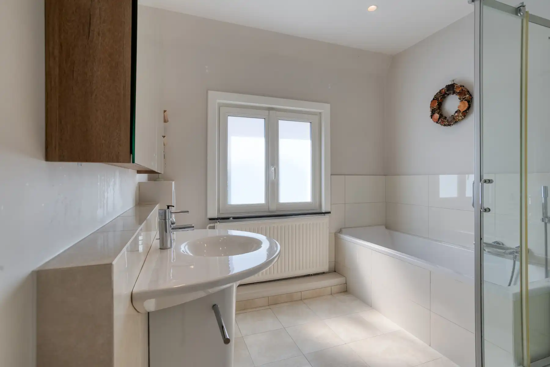 charmante halfopen woning met 3 slaapkamers foto 16