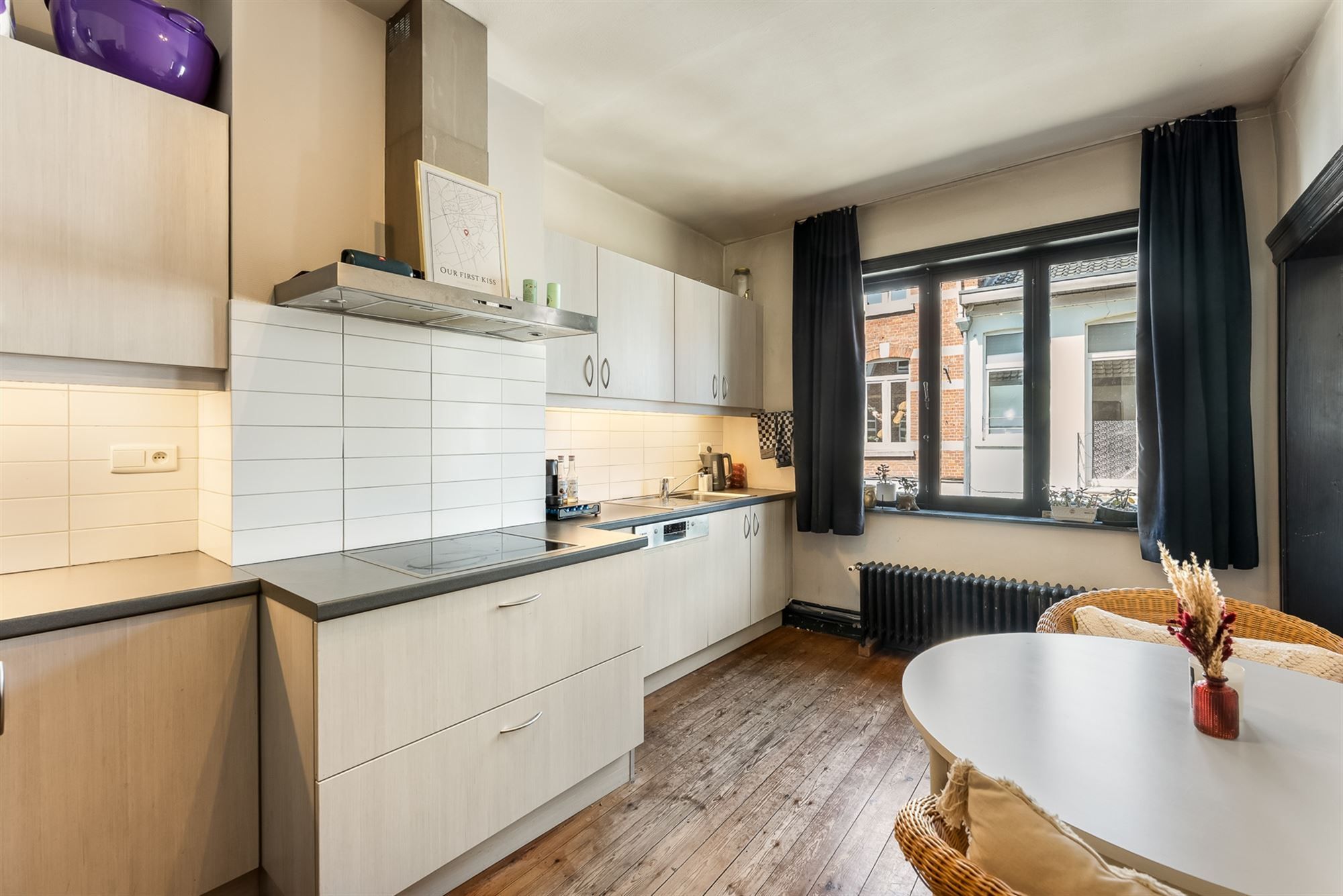 PRACHTIG HANDELSPAND OP COMMERCIËLE LIGGING IN HET CENTRUM VAN BERINGEN  foto 14