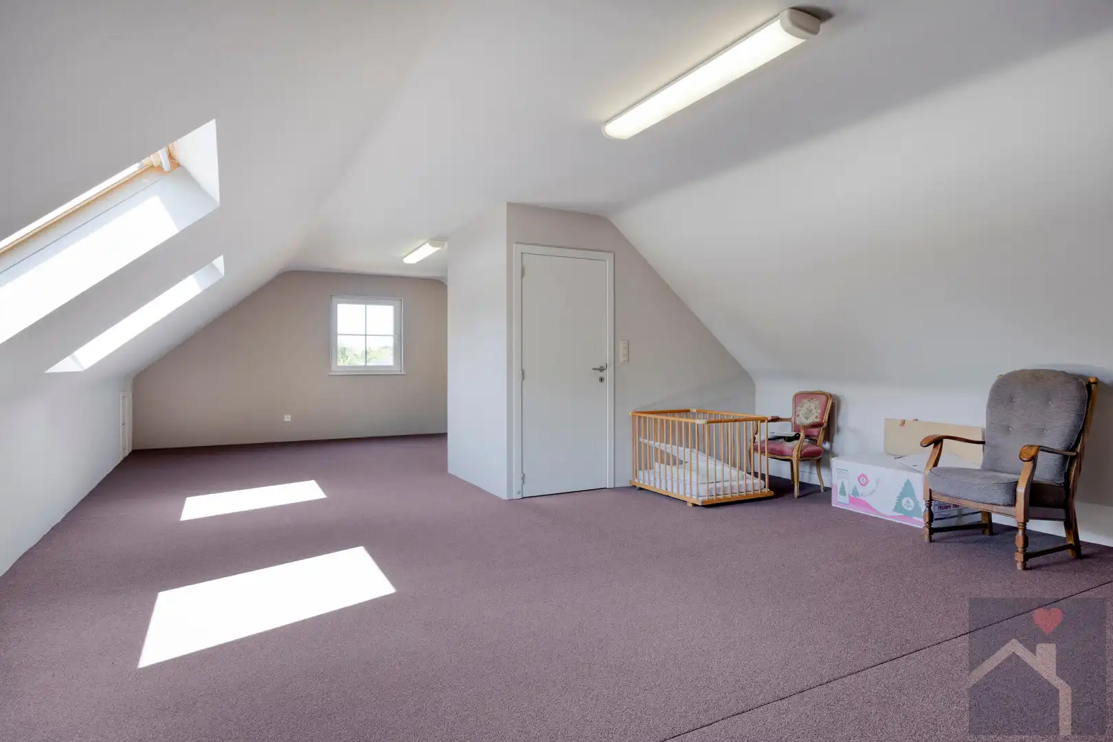 🐴 WONEN MET JE PAARDEN AAN HUIS? DIT IS ER ÉÉN OM TE BEKIJKEN! 🏡 foto 29