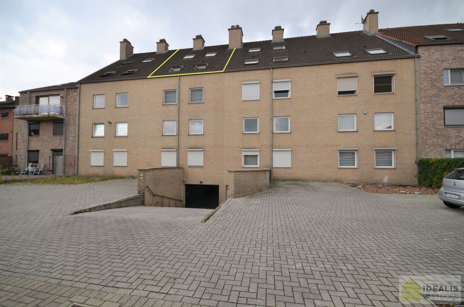 Idealis Vastgoed – Ruim duplexappartement met 4 slaapkamers in Genk op wandelafstand van Houthalen-Oost foto 28