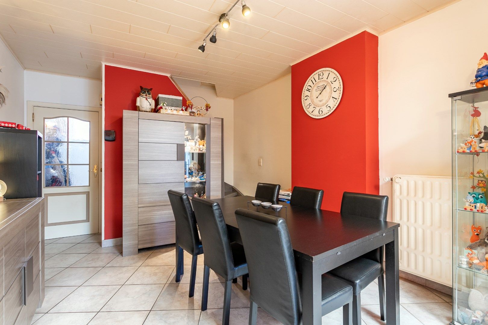 Instapklare woning met 3 slaapkamers, bureau en tuin in Halle foto 4