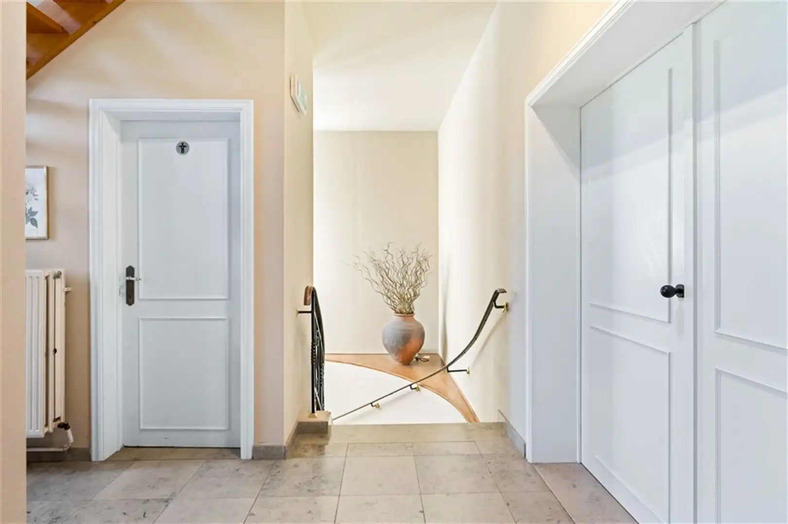 Kantoor in uniek kader te huur foto 15