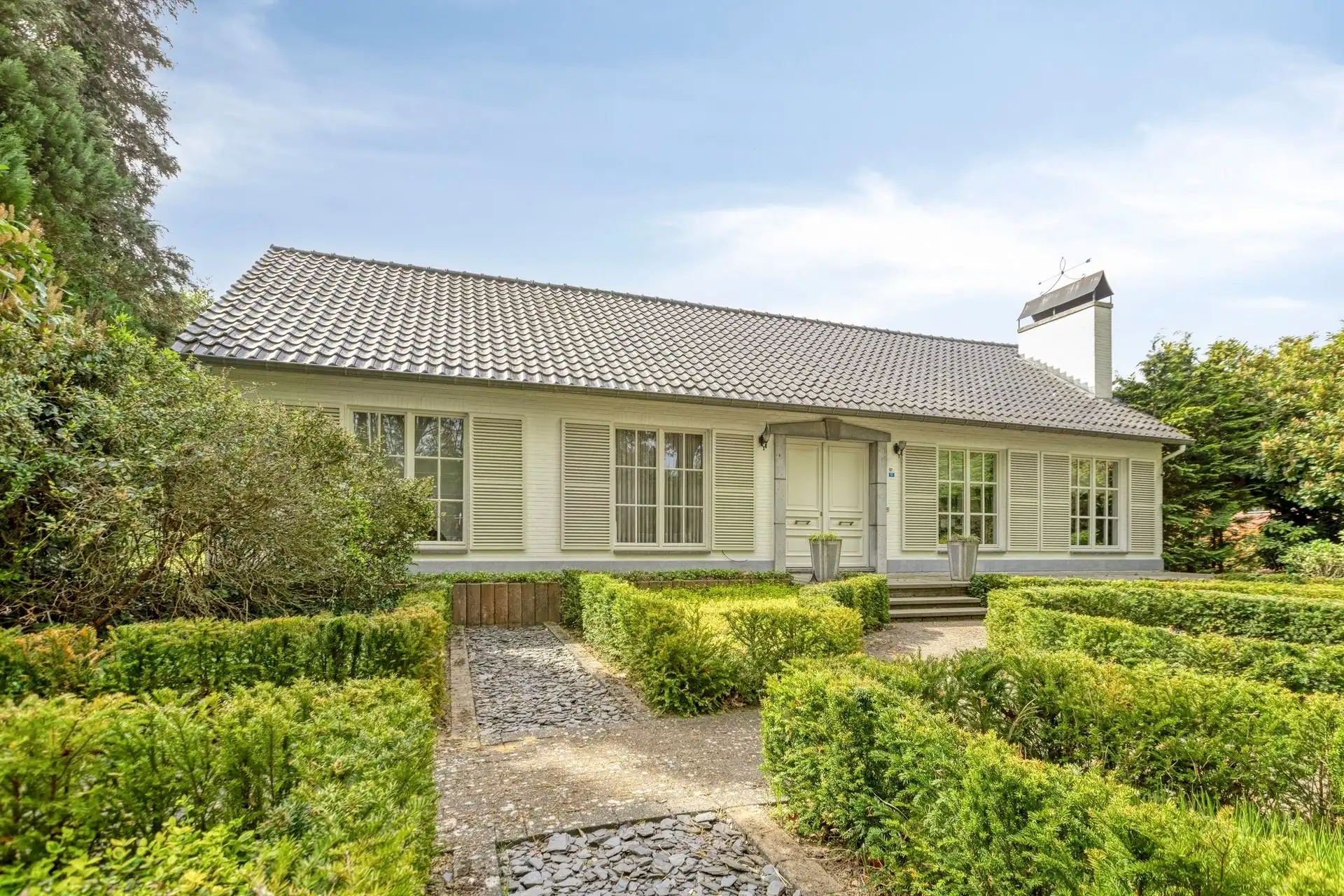 Vrijstaande villa van 306 m² op 17a95ca, gelegen vlak bij Connecterra, de toegangspoort tot het Nationaal Park Hoge Kempen, en op wandelafstand van Maasmechelen Village! foto 3