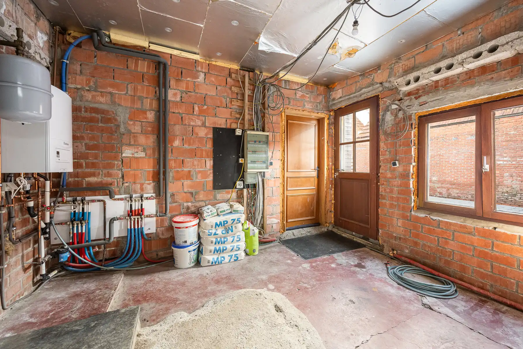 Recent gerenoveerde woning op een ruim perceel van 996 m². foto 17