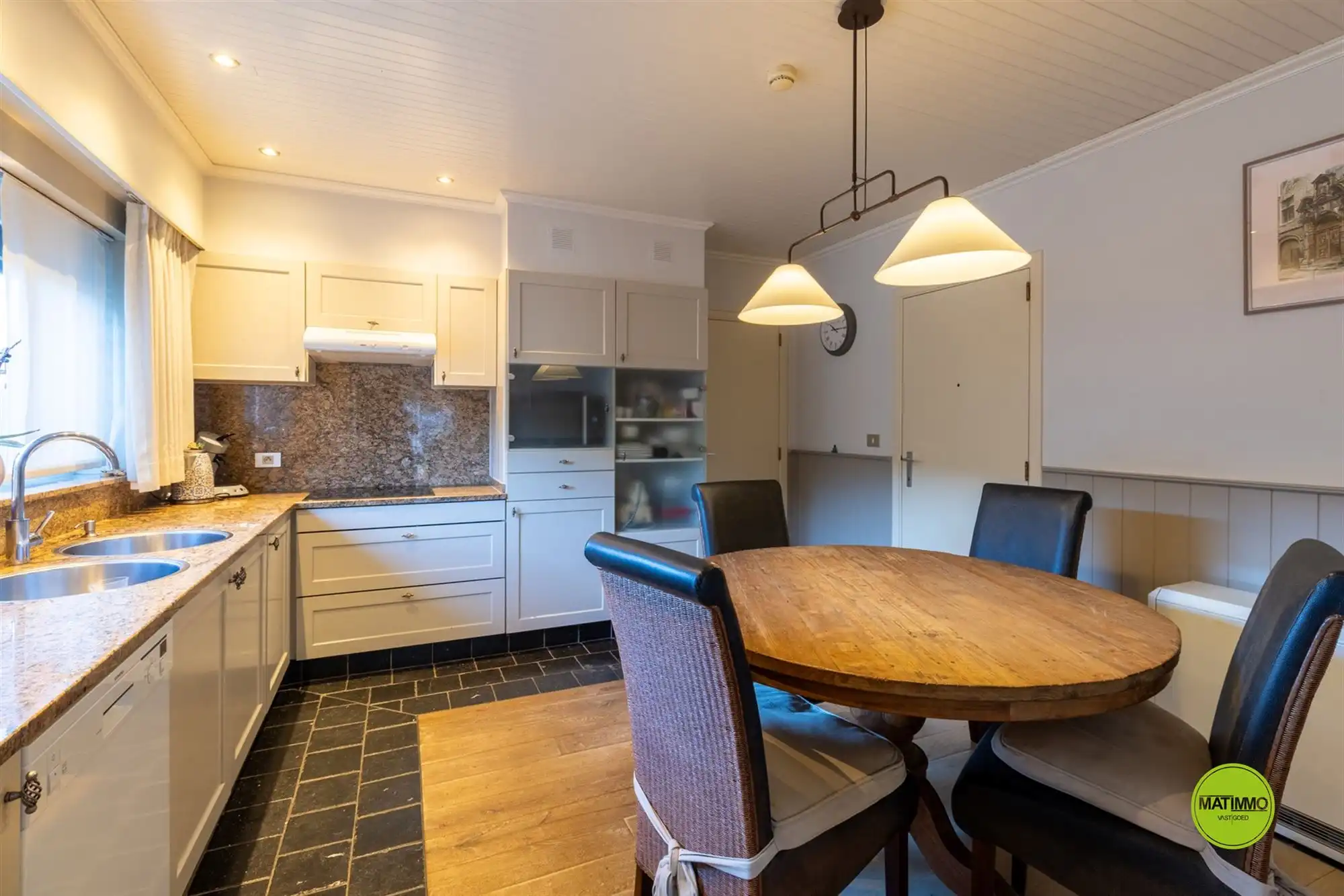 Ruime woning op een perceel van 1340m2 te Mol-Heidehuizen  foto 7