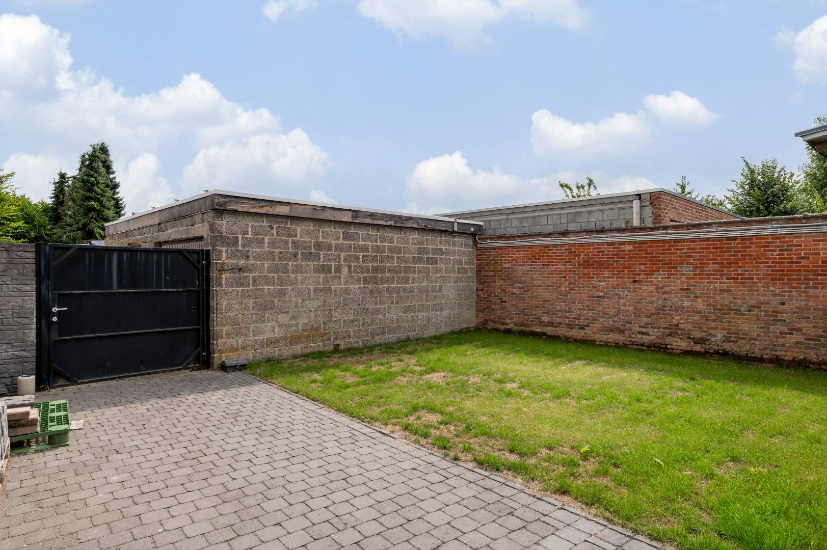 Handelspand in Olen met horeca- en andere mogelijkheden met bovenliggend appartement foto 14